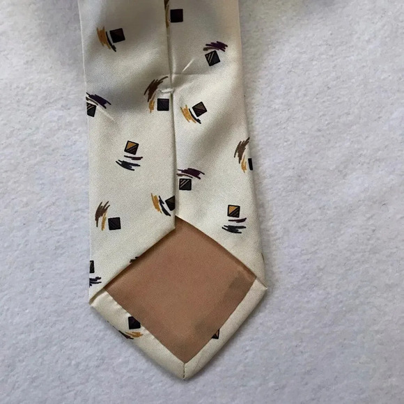 Pierre Balmain 100% Silk Tie - Picture 5 of 6